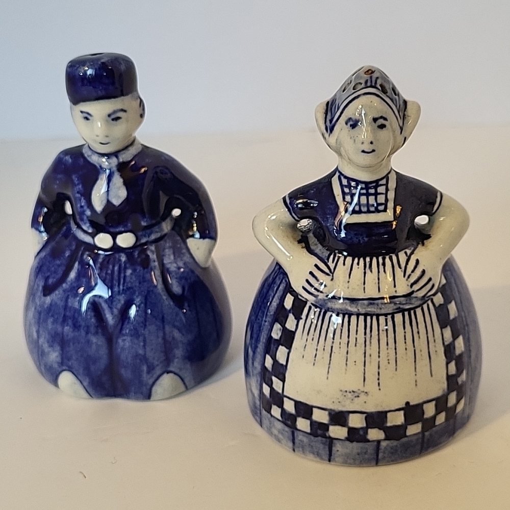 Vintage Delft Holland Man/Woman Salt And Pepper Shakers